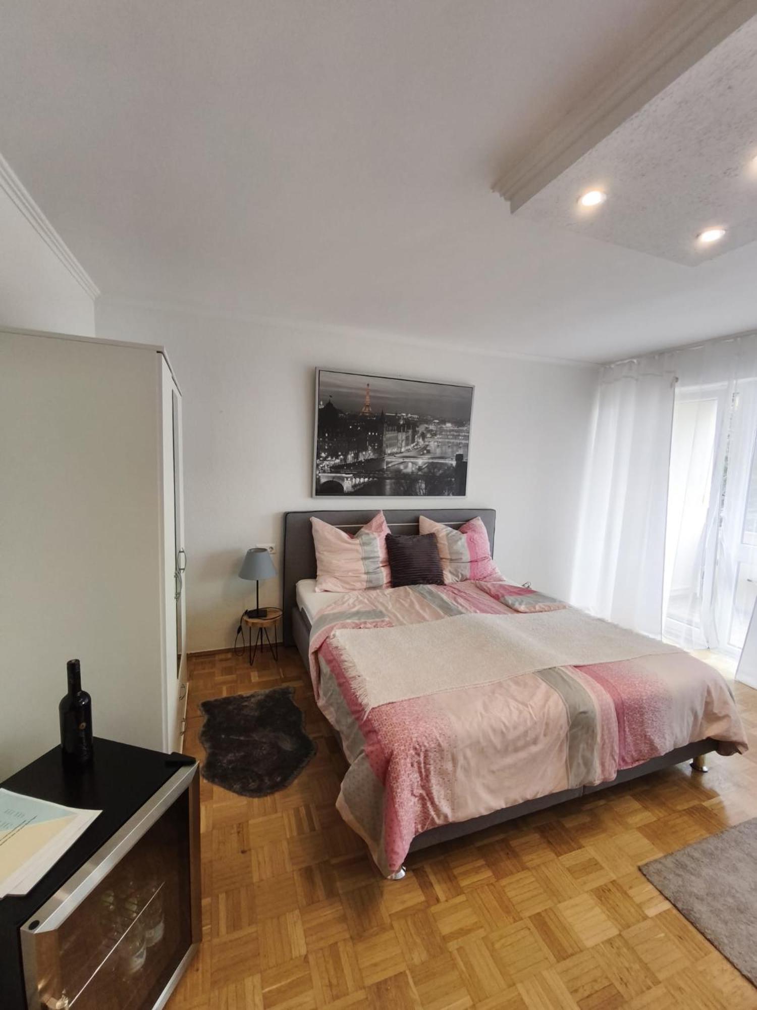 Ferienwohnung Finkenweg Bad Neuenahr-Ahrweiler Luaran gambar